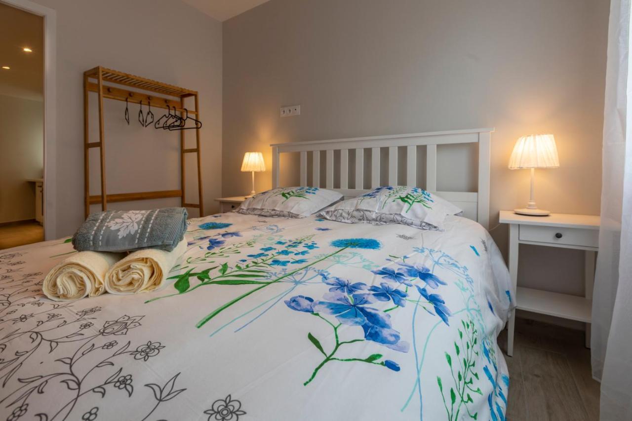 Appartement LOC TROTTEUR LE FLEUR DES CHAMPS F2 cosy, gare SNCF de Lourdes Extérieur photo