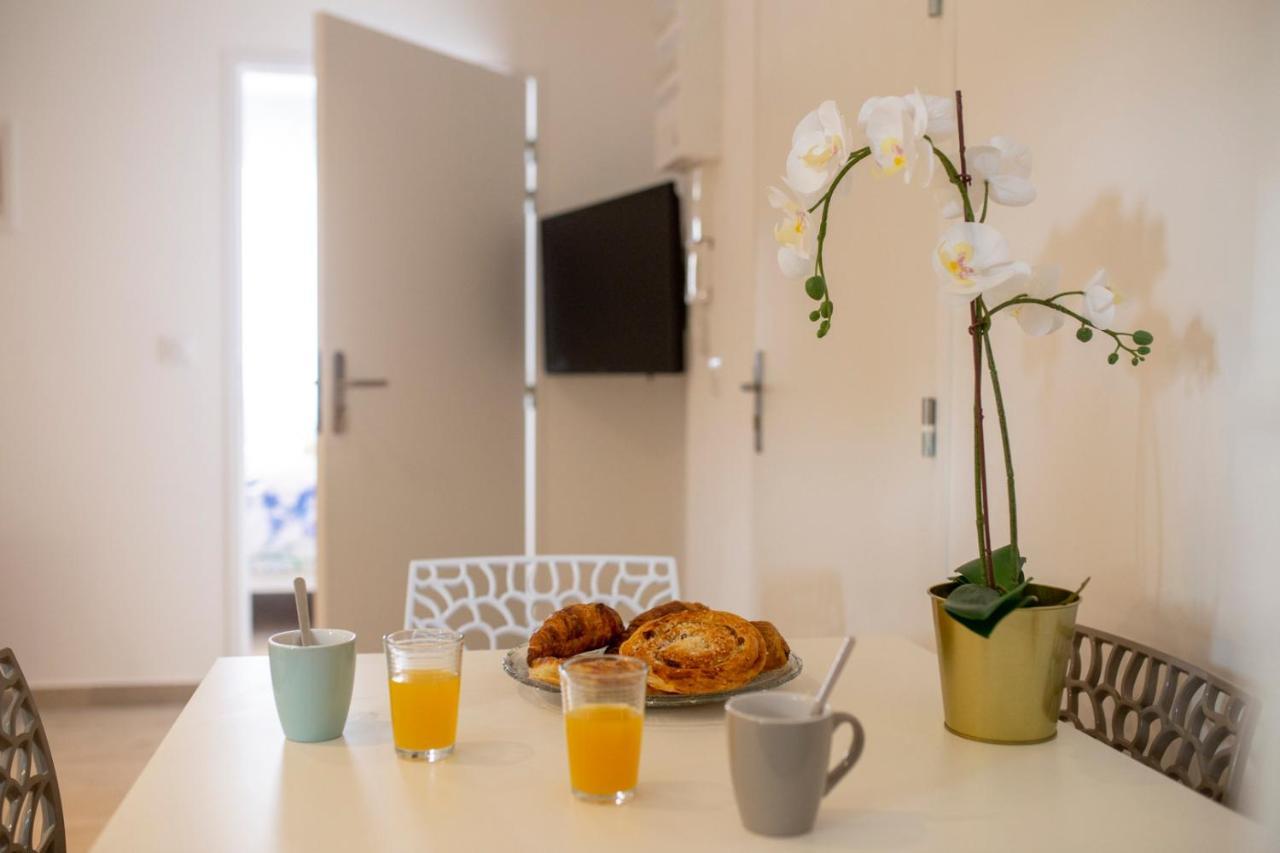 Appartement LOC TROTTEUR LE FLEUR DES CHAMPS F2 cosy, gare SNCF de Lourdes Extérieur photo